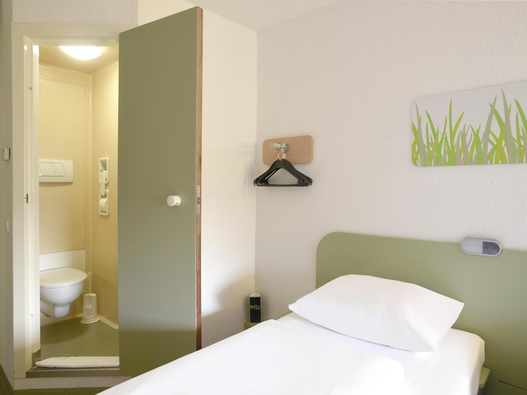 B&B Hotel Essen-Nord ภายนอก รูปภาพ