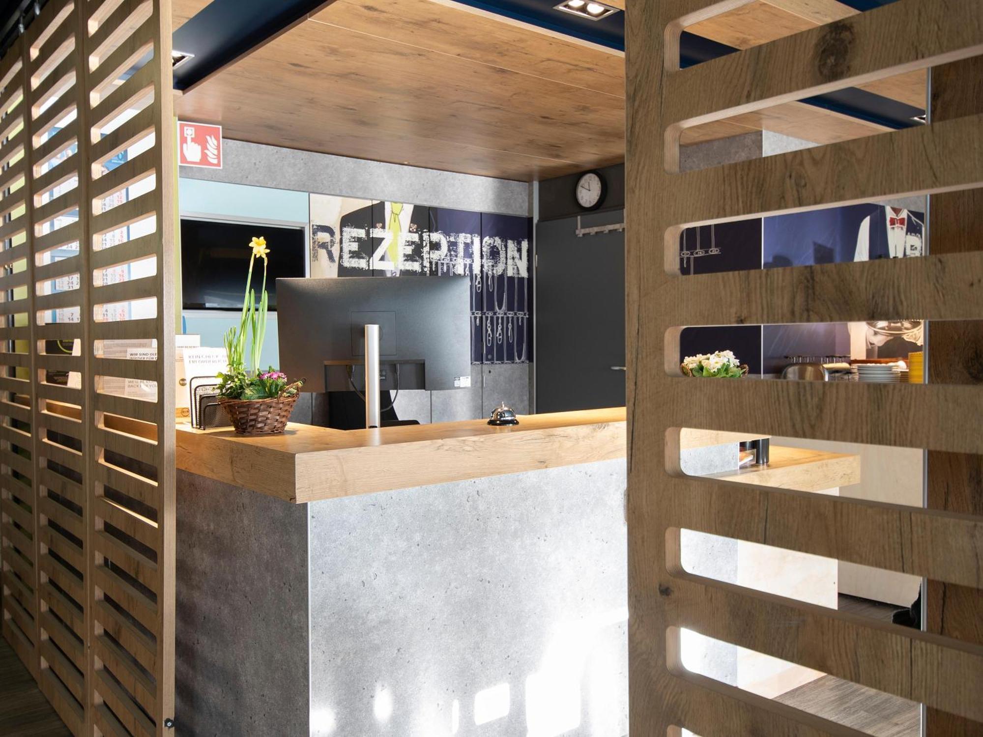 B&B Hotel Essen-Nord ภายนอก รูปภาพ